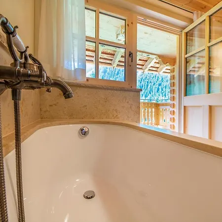 Domek alpejski Berghaus Manuaf *