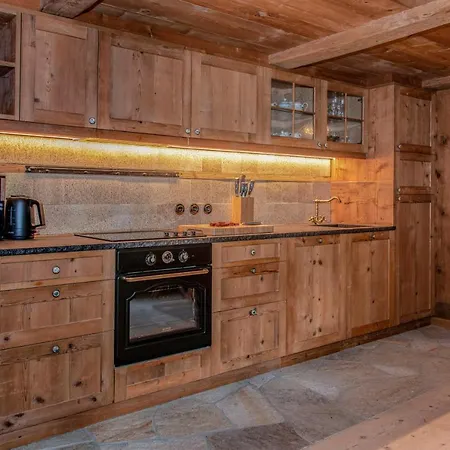 Domek alpejski Berghaus Manuaf *