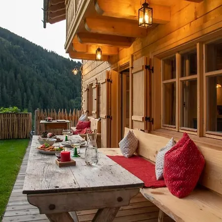 Alpesi faház Berghaus Manuaf *