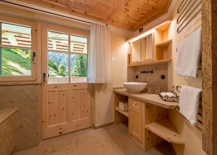 Berghaus Manuaf בקתה *